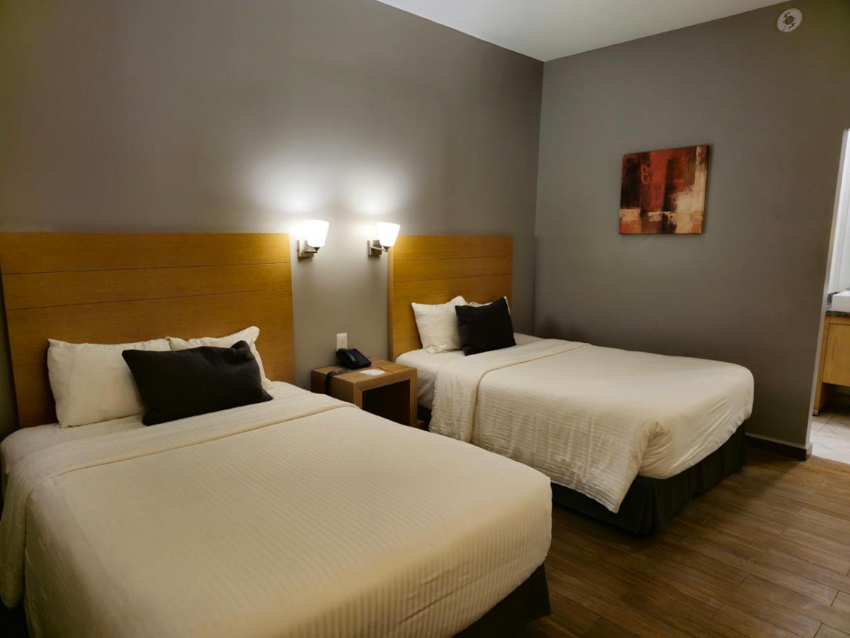 Bluu Hotel Aeropuerto Monclova-Frontera Exterior photo